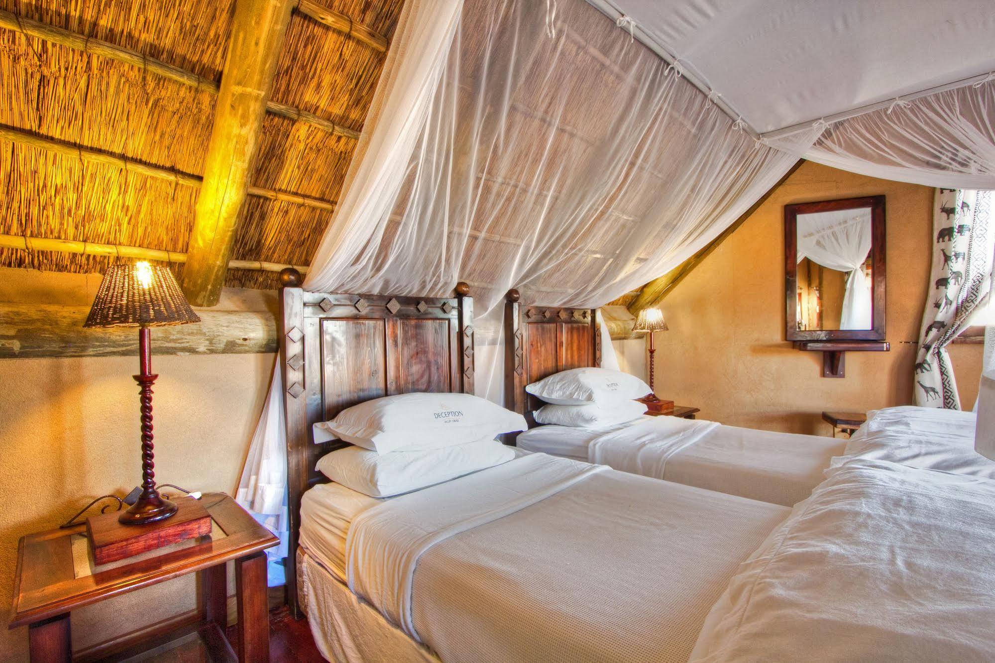 Deception Valley Lodge Hainaveld Game Farm Extérieur photo